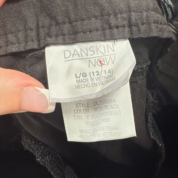 Danskin Women’s Large Black Cropped Jogger Pants - Picture 5 of 6